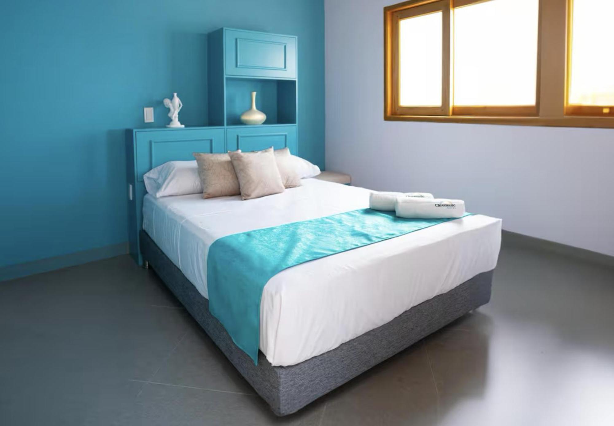 Hotel Chromatic Guatape Bagian luar foto